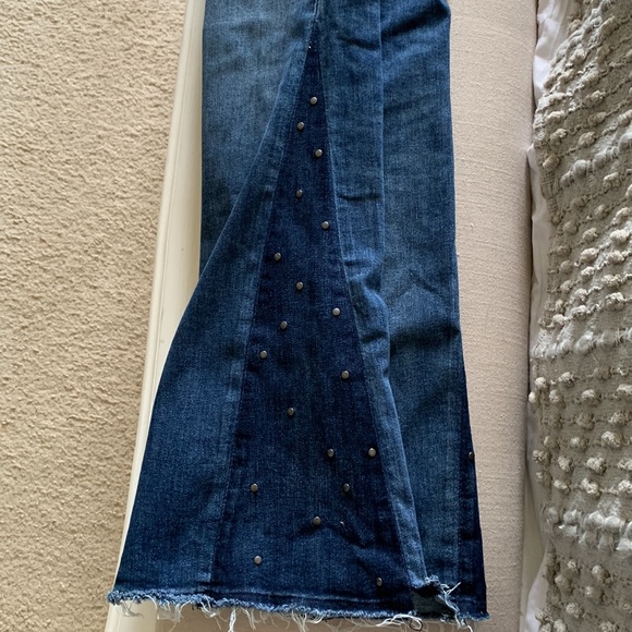 Lucky Brand (studded)Stevie High Rise Flare 4/27R - Picture 3 of 10